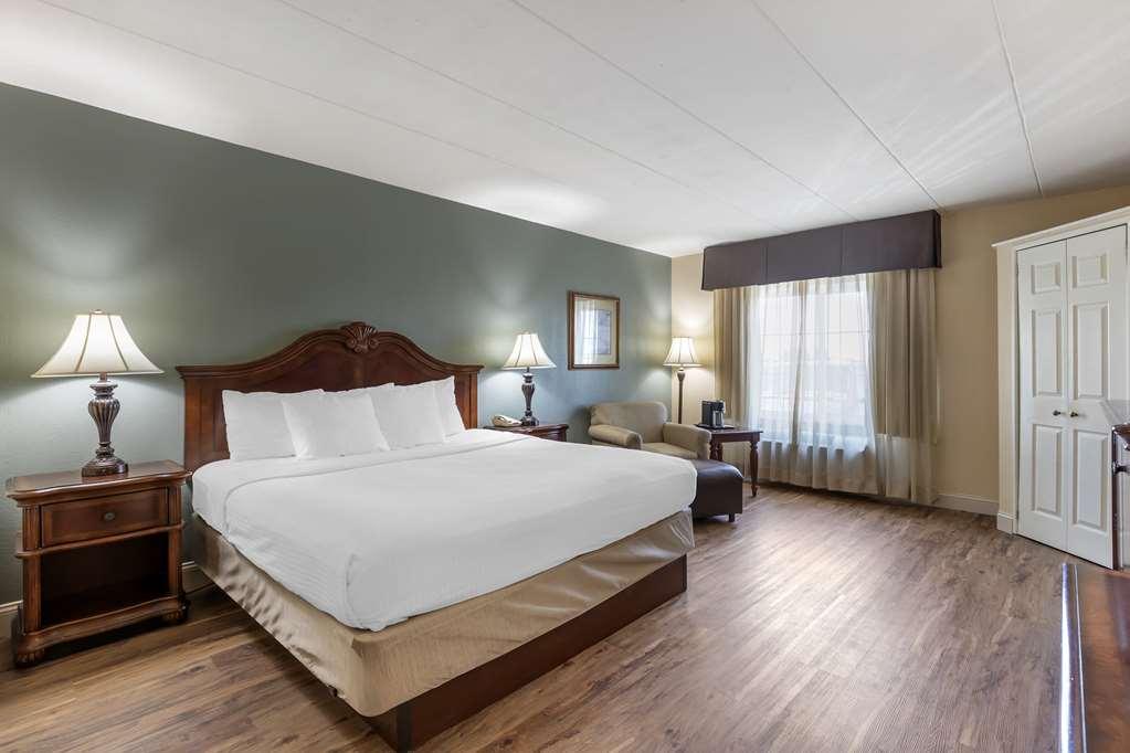 Best Western Plus Steeplegate Inn Davenport Zimmer foto